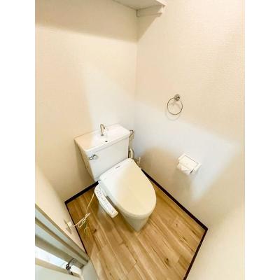 ユニオンマンスリー春日部１　703　1K・シングル☆【禁煙ルーム】人気の角部屋！バストイレ別＆温水洗浄便座完備♪デスク・チェア＆たっぷり収納2ドア冷蔵庫など生活家電のあるお部屋の物件写真5