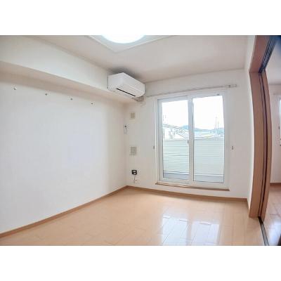 ブルス・ハープⅡ 203【管理NO：1-015203302-02030】 ★家具家電は申し込み後に搬入します★ ★2026年10月中旬入居可能★の物件写真2