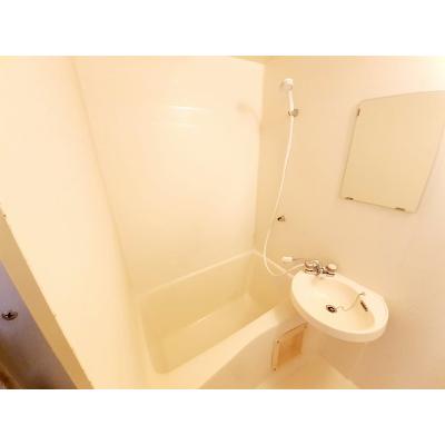 ハイムたかはし 202【管理NO：1-001506101-02020】 ★家具家電は申し込み後に搬入します★ ★2026年10月上旬入居可能★の物件写真4