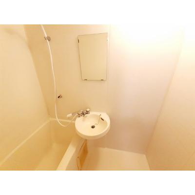 ハイムたかはし 202【管理NO：1-001506101-02020】 ★家具家電は申し込み後に搬入します★ ★2026年10月上旬入居可能★の物件写真6
