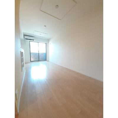クオーレ優　Ⅱ 102【管理NO：1-021067401-01020】 ★家具家電は申し込み後に搬入します★ ★2026年10月上旬入居可能★の物件写真2
