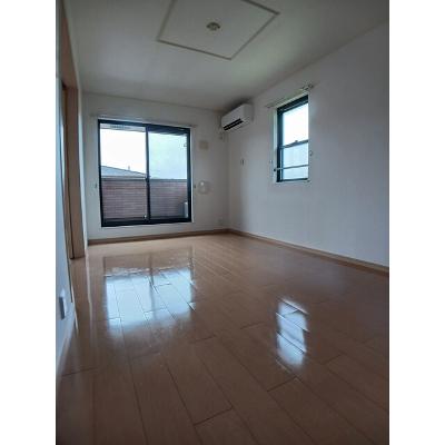キャニオン 205【管理NO：1-016197701-02040】 ★家具家電は申し込み後に搬入します★ ★2026年10月中旬入居可能★の物件写真2