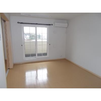 ソレイユ　２９４ 203【管理NO：1-015933301-02030】 ★家具家電は申し込み後に搬入します★ ★2026年12月中旬入居可能★の物件写真2