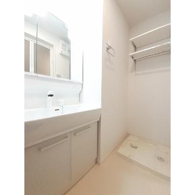 メゾン　ド　コルヌイエ　Ⅱ 104【管理NO：1-027435802-01040】 ★家具家電は申し込み後に搬入します★の物件写真6