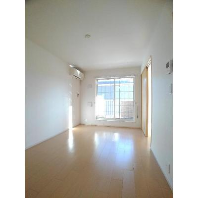 セントリスツ　オーク 203【管理NO：1-019233201-02030】 ★家具家電は申し込み後に搬入します★ ★2026年10月中旬入居可能★の物件写真2