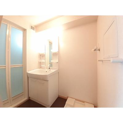 apartment 埼玉県新座市栄５丁目８番１７号 

↓地図はこちらから