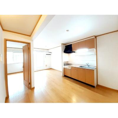 ピュアフラット 204【管理NO：1-011885801-02040】 ★家具家電は申し込み後に搬入します★ ★2026年10月上旬入居可能★の物件写真2