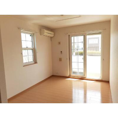 マタザメゾン 104【管理NO：1-014860801-01040】 ★家具家電は申し込み後に搬入します★ ★2026年11月中旬入居可能★の物件写真2