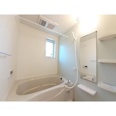 エレガンシアⅤ 102【管理NO：1-020048004-01020】 ★家具家電は申し込み後に搬入します★ ★2026年10月上旬入居可能★の物件写真4