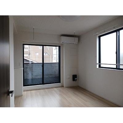 テルマエ大和 203【管理NO：1-028289301-02030】 ★家具家電は申し込み後に搬入します★ ★2026年10月上旬入居可能★の物件写真2