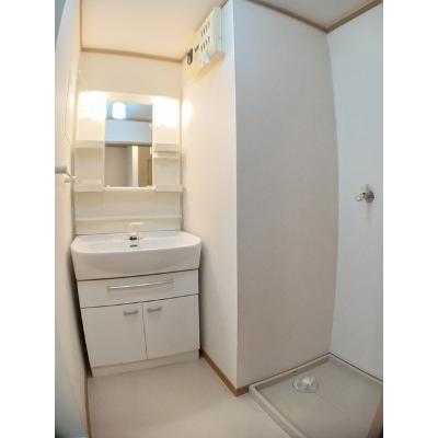 ウッディ・コートⅡ 201【管理NO：1-013503402-02010】 ★家具家電は申し込み後に搬入します★ ★2026年10月上旬入居可能★の物件写真6