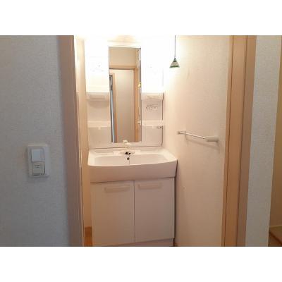 サンライズ神楽 201【管理NO：1-016927501-02010】 ★家具家電は申し込み後に搬入します★ ★2026年10月中旬入居可能★の物件写真6