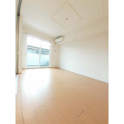 カレントＣ 103【管理NO：1-017193301-01030】 ★家具家電は申し込み後に搬入します★ ★2026年10月中旬入居可能★の物件写真2