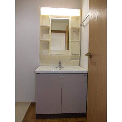 エレガントハイム岩松北 202【管理NO：1-009490701-02020】 ★家具家電は申し込み後に搬入します★ ★2026年10月上旬入居可能★の物件写真6