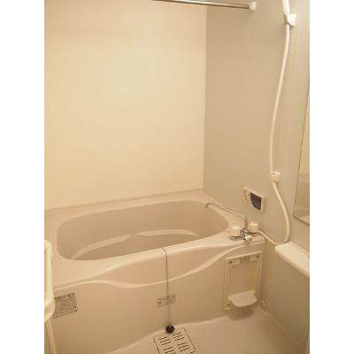 サニーカーサ 101【管理NO：1-014903001-01010】 ★家具家電は申し込み後に搬入します★ ★2026年09月下旬入居可能★の物件写真4