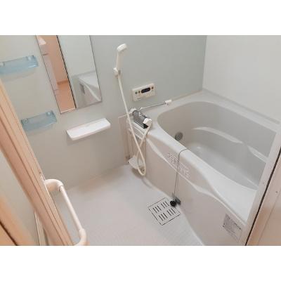 ヘリテージ 105【管理NO：1-015752501-01040】 ★家具家電は申し込み後に搬入します★ ★2026年10月中旬入居可能★の物件写真4