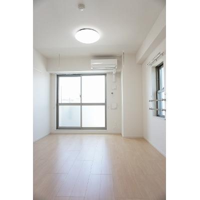 アステール 505【管理NO：1-023607601-05040】 ★家具家電は申し込み後に搬入します★ ★2026年10月上旬入居可能★の物件写真2