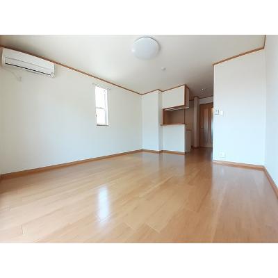 エスターブレＣ 102【管理NO：1-013392003-01020】 ★家具家電は申し込み後に搬入します★ ★2026年10月中旬入居可能★の物件写真2