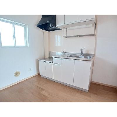 エスポワール鎌倉 203【管理NO：1-004661001-02030】 ★家具家電は申し込み後に搬入します★の物件写真3