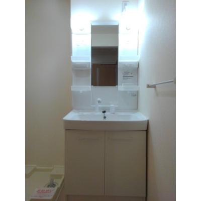 apartment 徳島県板野郡藍住町東中富字鑓場傍示２３番地１ 

↓地図はこちらから