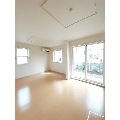 ライトブレス　Ｂ 101【管理NO：1-017495302-01010】 ★家具家電は申し込み後に搬入します★ ★2026年10月上旬入居可能★の物件写真2