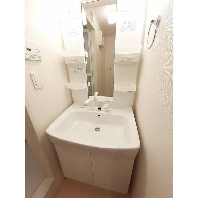 ライトブレス　Ｂ 101【管理NO：1-017495302-01010】 ★家具家電は申し込み後に搬入します★ ★2026年10月上旬入居可能★の物件写真6