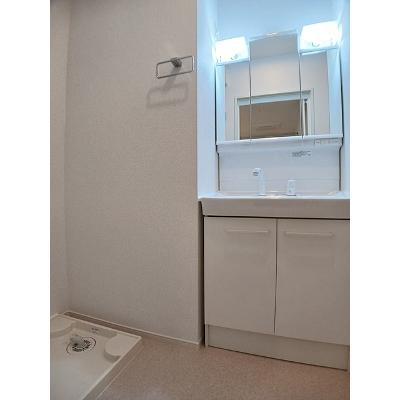 リヴェール 201【管理NO：1-028432201-02010】 ★家具家電は申し込み後に搬入します★の物件写真6