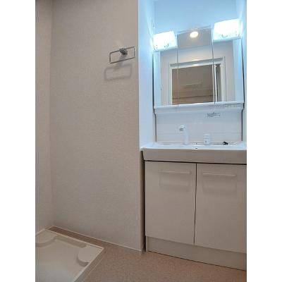 リヴェール 102【管理NO：1-028432201-01020】 ★家具家電は申し込み後に搬入します★の物件写真6
