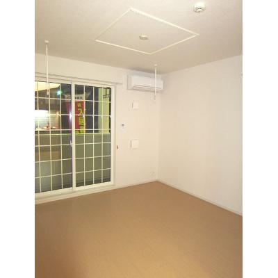 サウス眞島 101【管理NO：1-017452901-01010】 ★家具家電は申し込み後に搬入します★ ★2026年10月下旬入居可能★の物件写真2