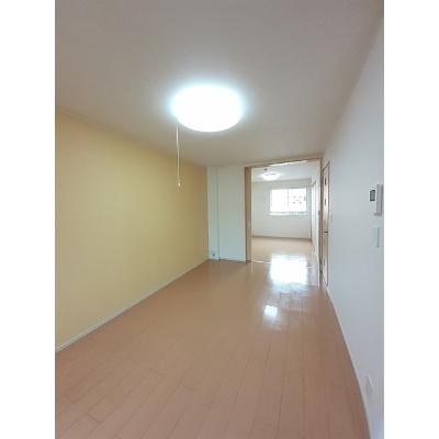エルファロ　Ｂ棟 202【管理NO：1-018884402-02020】 ★家具家電は申し込み後に搬入します★の物件写真2