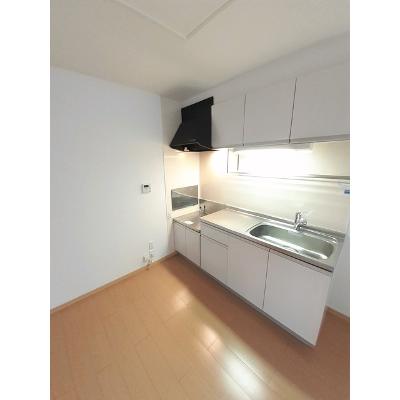セサーラ 202【管理NO：1-016480101-02020】 ★家具家電は申し込み後に搬入します★ ★2026年10月上旬入居可能★の物件写真3