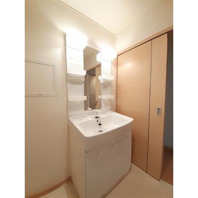 アラモードメゾンⅡ 201【管理NO：1-016136801-02010】 ★家具家電は申し込み後に搬入します★ ★2026年10月上旬入居可能★の物件写真6