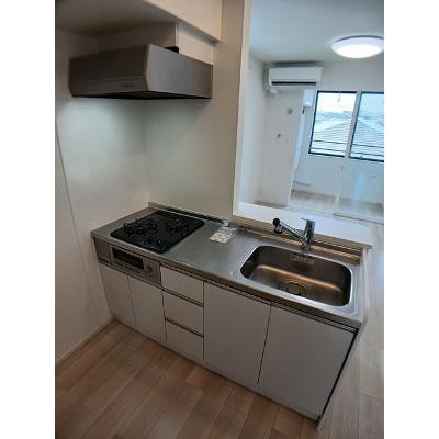 シャ　ティグレ 301【管理NO：1-026307601-03010】 ★家具家電は申し込み後に搬入します★ ★2026年10月中旬入居可能★の物件写真3