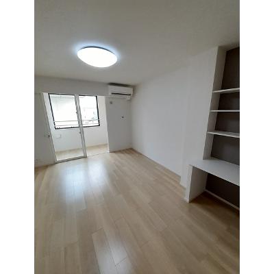 シャ　ティグレ 205【管理NO：1-026307601-02040】 ★家具家電は申し込み後に搬入します★ ★2026年10月中旬入居可能★の物件写真2