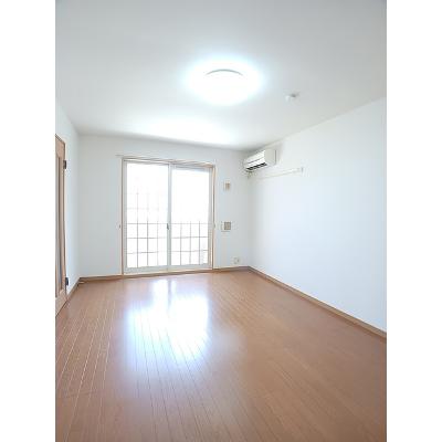 ベルカーナ 103【管理NO：1-014524301-01030】 ★家具家電は申し込み後に搬入します★の物件写真2