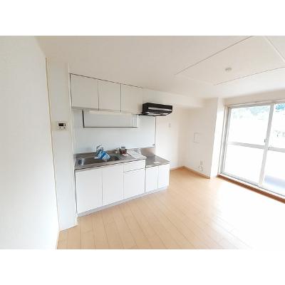 マンション久保１号 201【管理NO：1-005073401-02010】 ★家具家電は申し込み後に搬入します★ ★2026年10月上旬入居可能★の物件写真3