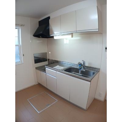 ローレル八木 102【管理NO：1-018069101-01020】 ★家具家電は申し込み後に搬入します★ ★2026年10月中旬入居可能★の物件写真3
