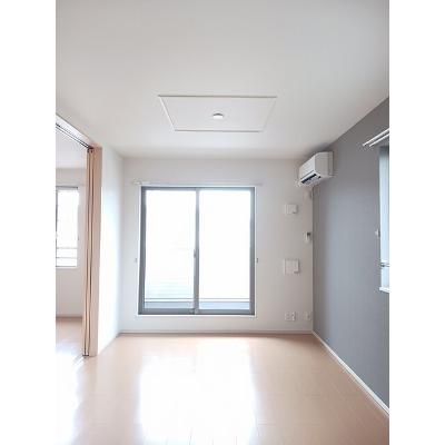 シティフローラル　Ⅱ 201【管理NO：1-020439802-02010】 ★家具家電は申し込み後に搬入します★ ★2026年10月上旬入居可能★の物件写真2