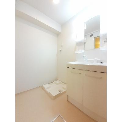 シティフローラル　Ⅱ 201【管理NO：1-020439802-02010】 ★家具家電は申し込み後に搬入します★ ★2026年10月上旬入居可能★の物件写真6
