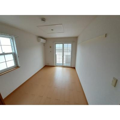 グラースメゾン 101【管理NO：1-014811101-01010】 ★家具家電は申し込み後に搬入します★ ★2026年10月上旬入居可能★の物件写真2
