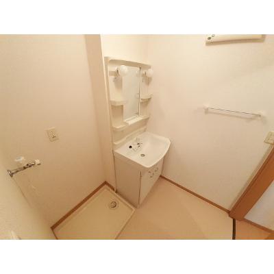 グラースメゾン 101【管理NO：1-014811101-01010】 ★家具家電は申し込み後に搬入します★ ★2026年10月上旬入居可能★の物件写真6