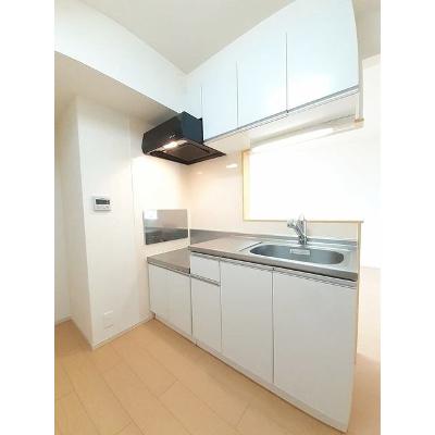 星夜 302【管理NO：1-018704601-03020】 ★家具家電は申し込み後に搬入します★ ★2026年10月下旬入居可能★の物件写真3