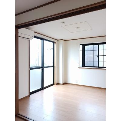 ラブニール 202【管理NO：1-011627401-02020】 ★家具家電は申し込み後に搬入します★ ★2026年09月下旬入居可能★の物件写真2
