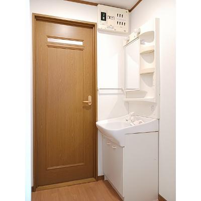 ラブニール 202【管理NO：1-011627401-02020】 ★家具家電は申し込み後に搬入します★ ★2026年09月下旬入居可能★の物件写真6
