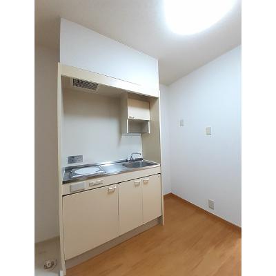 Ｆａｖｏｒｉｔｅ　Ｌｉｆｅ 203【管理NO：1-007671701-02030】 ★家具家電は申し込み後に搬入します★の物件写真3