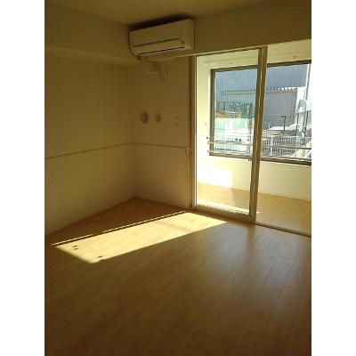 フラン・アンジュ　Ⅳ 102【管理NO：1-024100602-01020】 ★家具家電は申し込み後に搬入します★ ★2026年10月上旬入居可能★の物件写真2