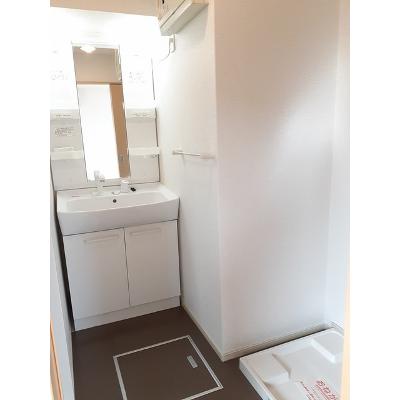 ベル・フローラ 201【管理NO：1-018471001-02010】 ★家具家電は申し込み後に搬入します★ ★2026年10月上旬入居可能★の物件写真6
