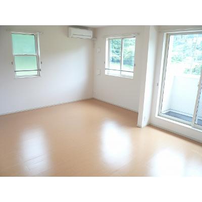 アプローズ　岩山 201【管理NO：1-017210401-02010】 ★家具家電は申し込み後に搬入します★ ★2026年10月上旬入居可能★の物件写真2