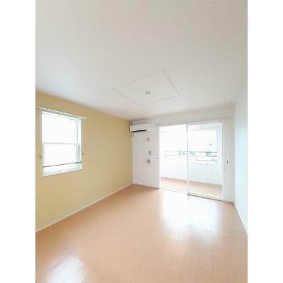 マレッサ 204【管理NO：1-019748401-02040】 ★家具家電は申し込み後に搬入します★ ★2026年10月中旬入居可能★の物件写真2