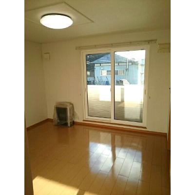 エスポアールＣ 102【管理NO：1-015077201-01020】 ★家具家電は申し込み後に搬入します★ ★2026年10月上旬入居可能★の物件写真2